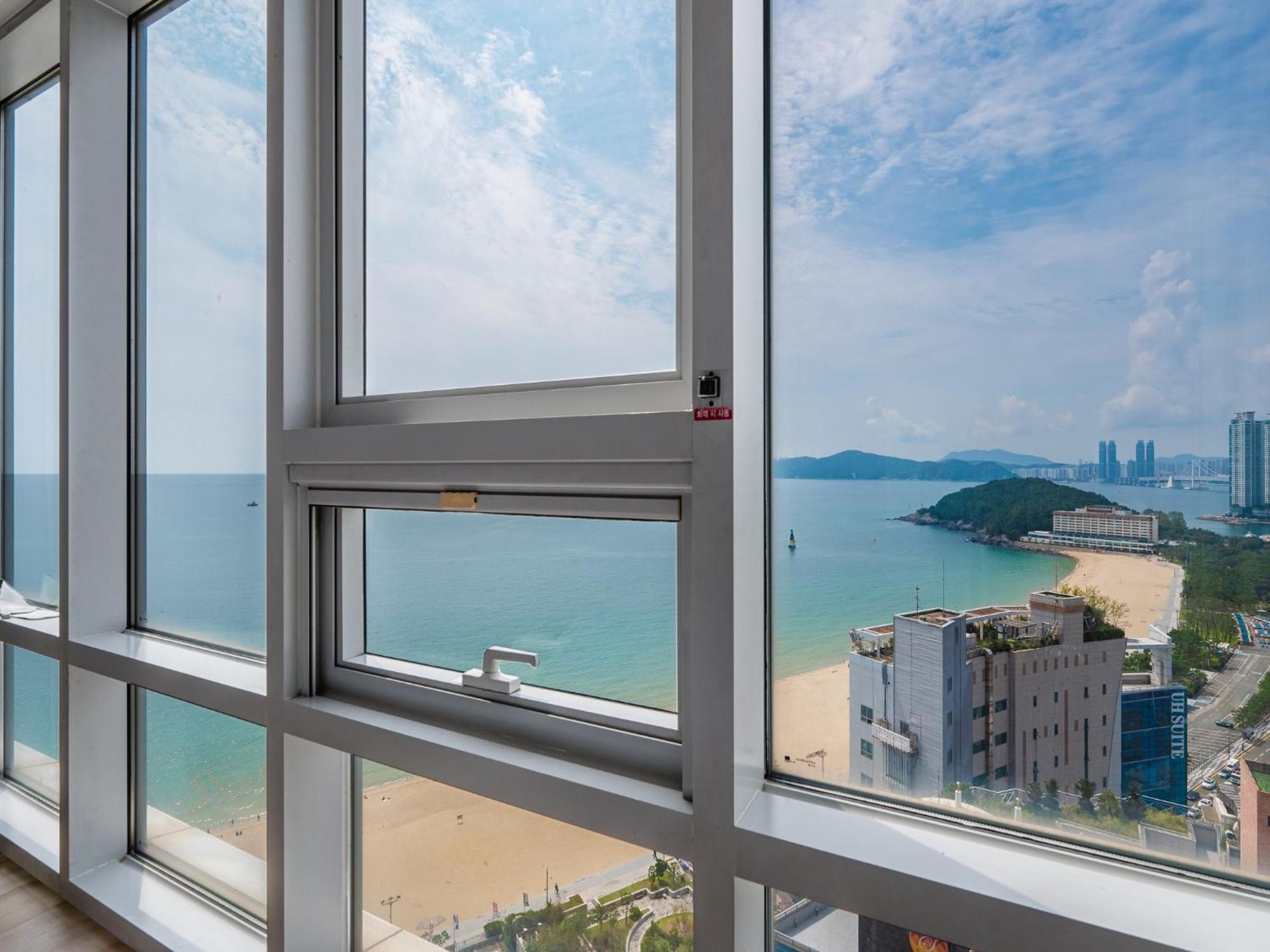Haeundae Seacloud Hotel Residence Busan Exterior photo